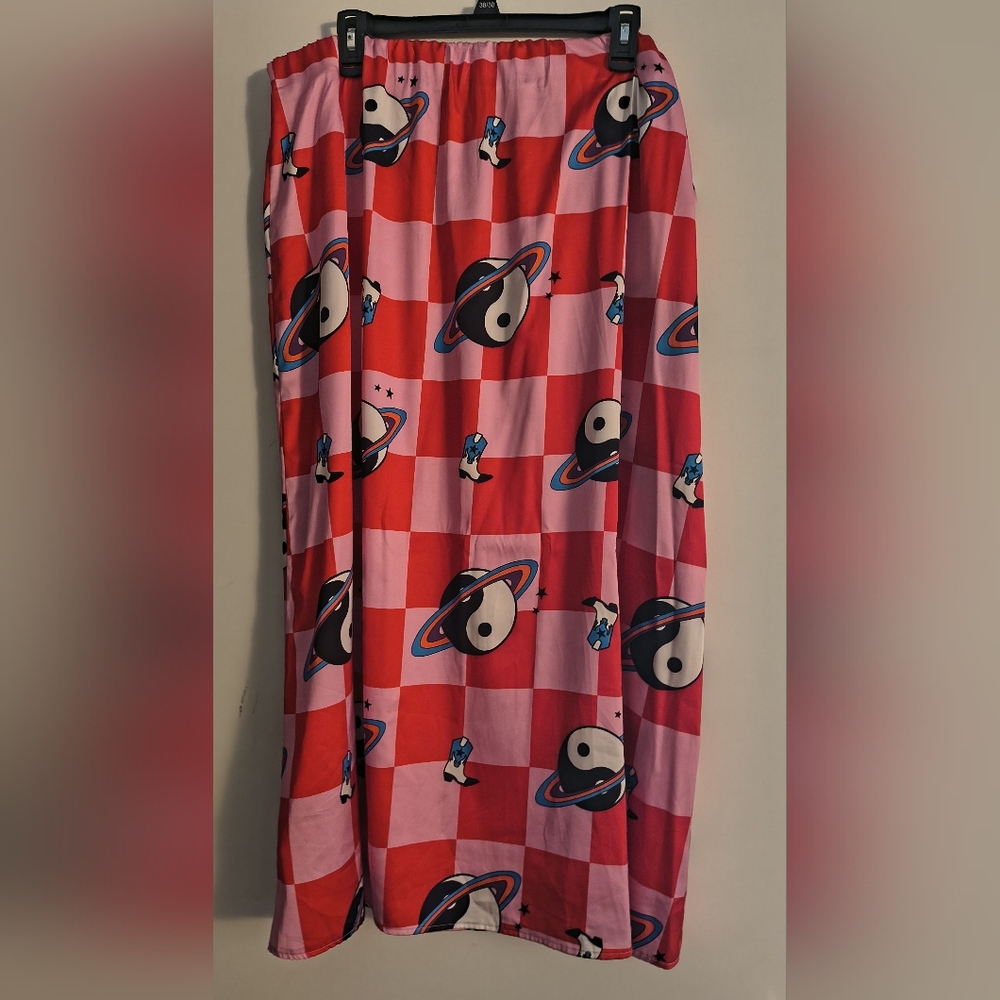 Dressed In LAYLA It Girl Cosmic Check Print Maxi Skirt Size 2XL - Picture 4 of 9